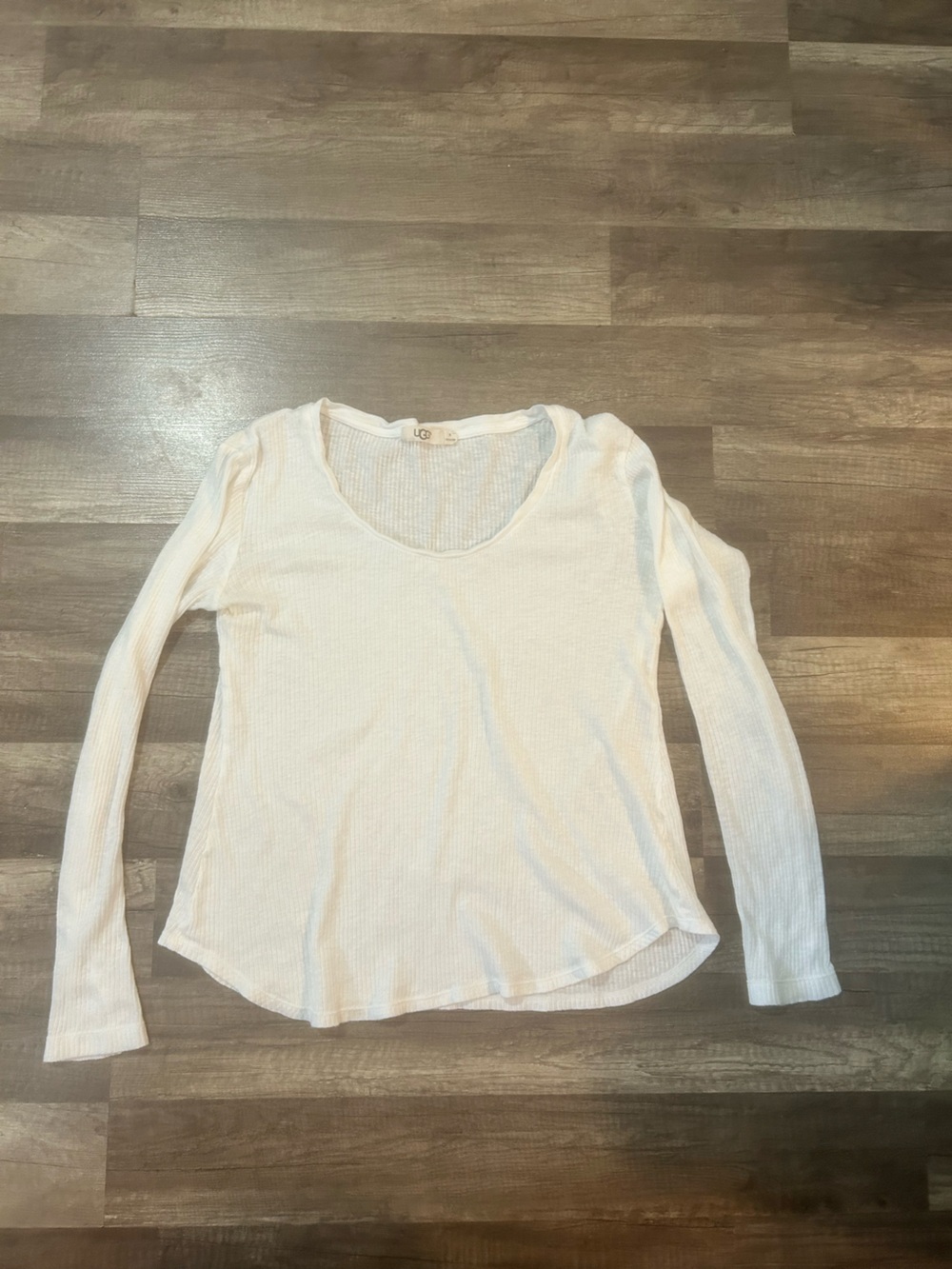 UGG Cream Ribbed Long Sleeve Tee  Size  Medium